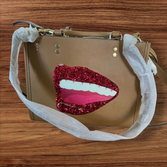 ☆MUST SELL-WILL TAKE ANY OFFERS☆ Coach X Tom Wesselmann Rogue25 NWT - Picture 4 of 8